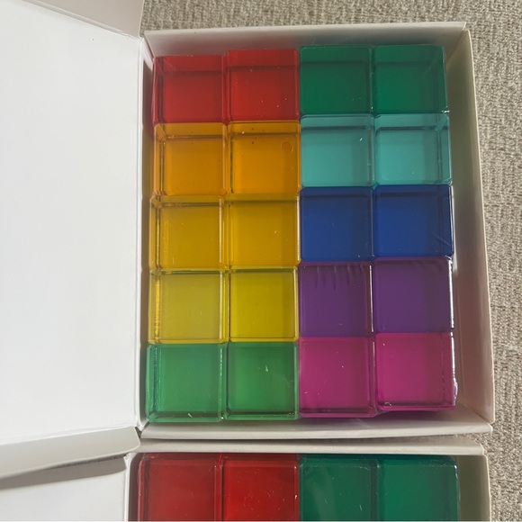Colorful Transparent Game Blocks Set - Picture 3 of 10